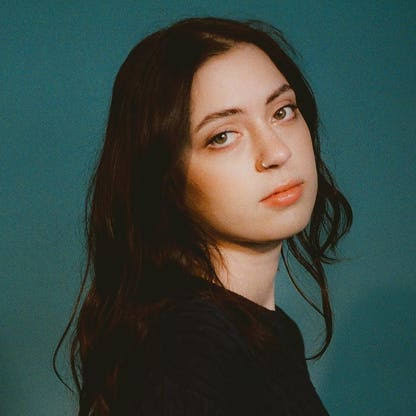 Lizzy McAlpine